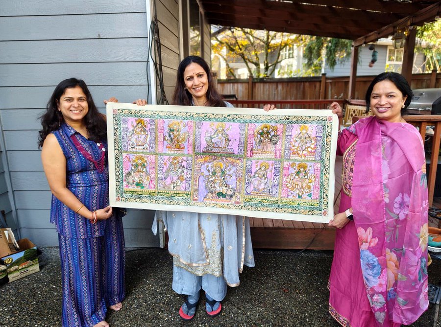 Archana sharing her Navdurga Pattachitra with friends in Seattle